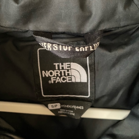The North Face waisted puffer coat - Picture 2 of 3